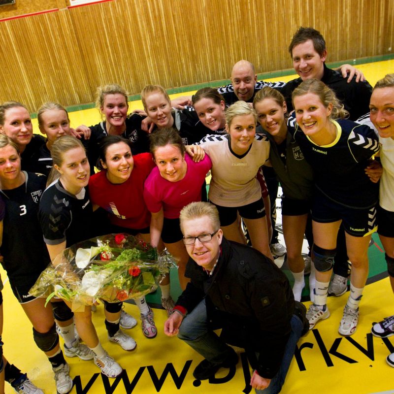 2011-03-03: Björkvikshallen, Höör. Skånskan SPORT gratulerar H65 Höörs damer till elitserieavancemanget. Foto: Claes Hall